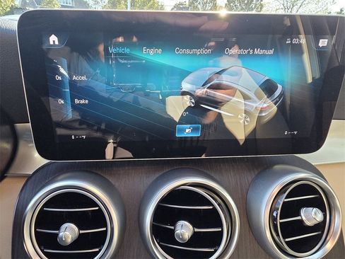 Certified 2021 Mercedes-Benz GLC 300 4MATIC Coupe image 23