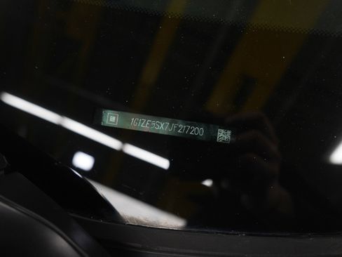 Used 2018 Chevrolet Malibu Premier w/ Premier Sun and Wheel Package image 29