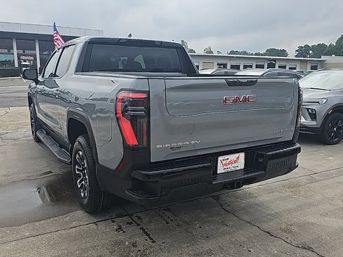 New 2026 GMC Sierra EV Elevation image 4
