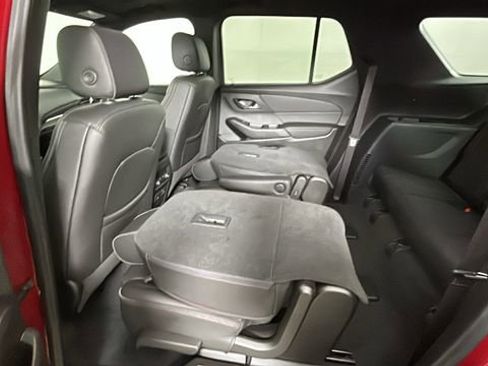 Used 2023 Chevrolet Traverse RS AWD/4WD image 27