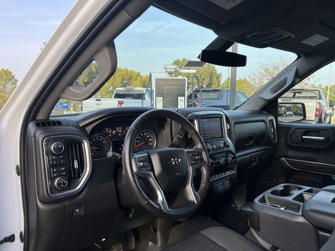 Used 2022 Chevrolet Silverado 1500 RST w/ Safety Package image 10