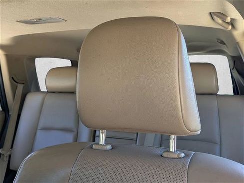 Used 2014 Toyota 4Runner Limited image 17