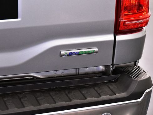 Used 2021 Ford F150 XLT AWD/4WD image 12