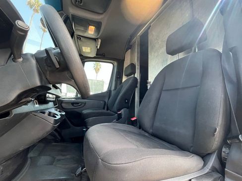Used 2019 Mercedes-Benz Sprinter 144 image 14