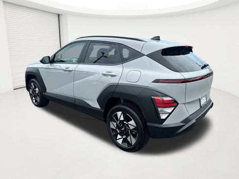Certified 2024 Hyundai Kona SEL w/ Convenience Package AWD/4WD image 7