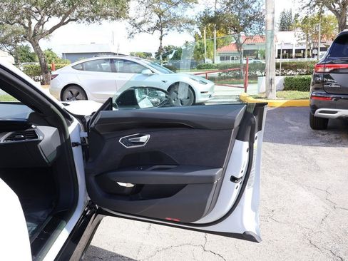 Used 2023 Audi e-tron GT Premium Plus w/ Performance Package image 26