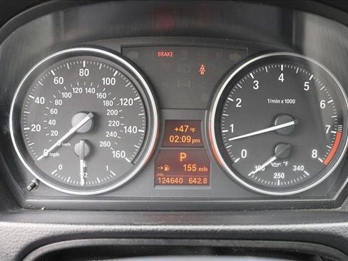 Used 2013 BMW 335i xDrive Coupe AWD/4WD image 15