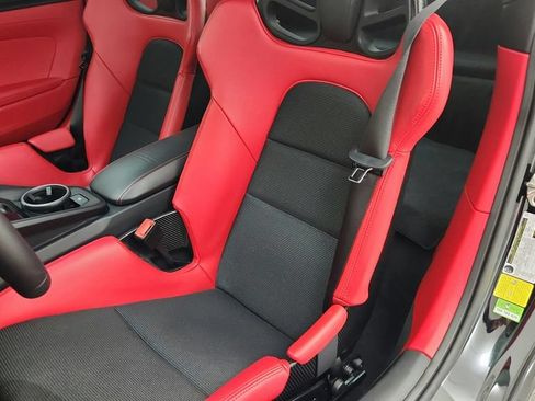 Used 2022 Porsche 911 GT3 RWD image 31