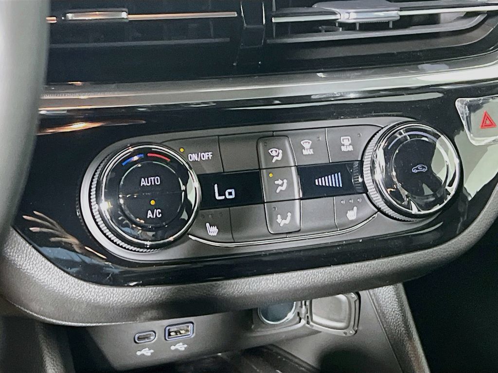 New 2026 Buick Envista Sport Touring w/ Convenience I Package FWD image 16
