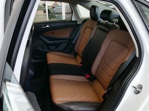 New 2026 Volkswagen Jetta SEL image 12