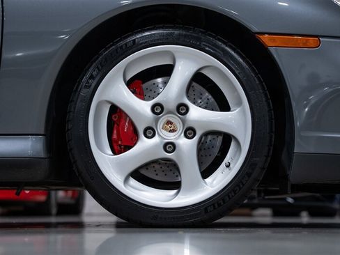 Used 2004 Porsche 911 Carrera 4S AWD/4WD image 43