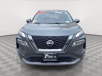Used 2023 Nissan Rogue SV video 2