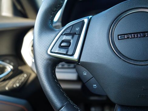 Used 2017 Chevrolet Camaro SS RWD image 32