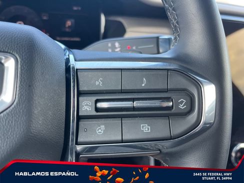 Used 2026 GMC Acadia Elevation w/ Elevation Premium Package FWD image 20