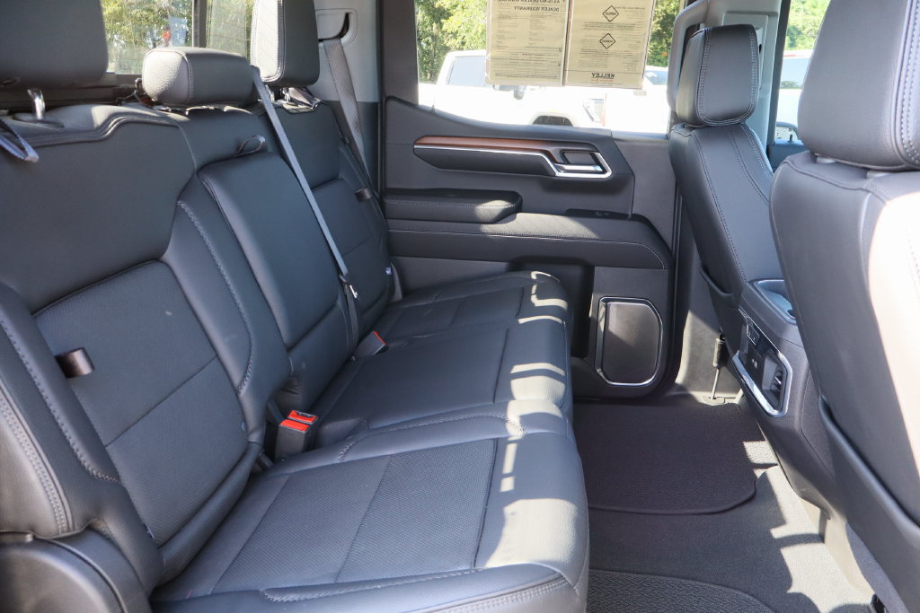 Certified 2024 GMC Sierra 1500 Denali w/ Denali Reserve Package AWD/4WD image 29