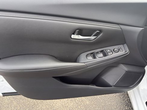 New 2025 Nissan Sentra SV image 12