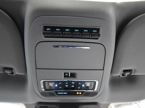 Used 2024 Ford F350 Lariat w/ Lariat Ultimate Package AWD/4WD image 25