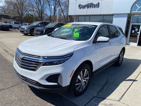 Used 2022 Chevrolet Equinox LT image 10