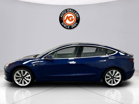 Used 2018 Tesla Model 3 Long Range image 4