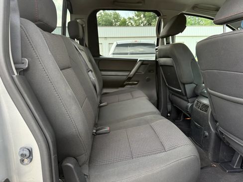 Used 2011 Nissan Titan SV w/ SV Premium Utility Pkg AWD/4WD image 20