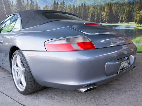 Used 2004 Porsche 911 Carrera 4 image 28
