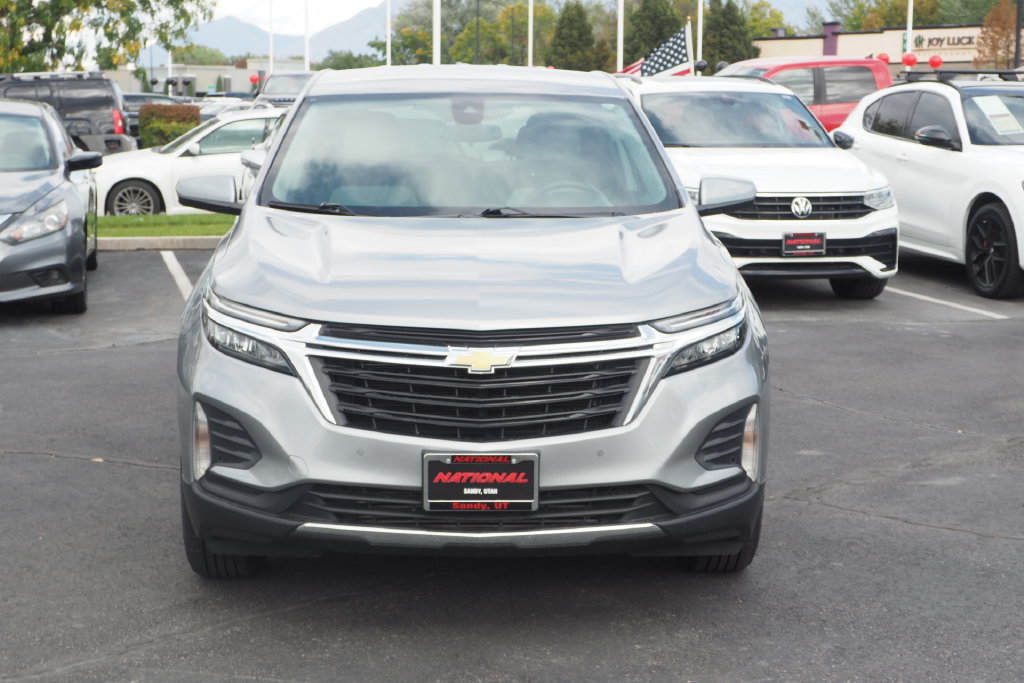 Used 2023 Chevrolet Equinox LT w/ Driver Convenience Package AWD/4WD image 2