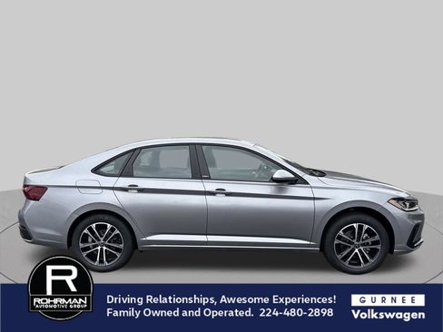 Used 2026 Volkswagen Jetta Sport FWD image 10