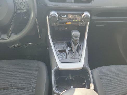 Certified 2025 Toyota RAV4 LE FWD image 19