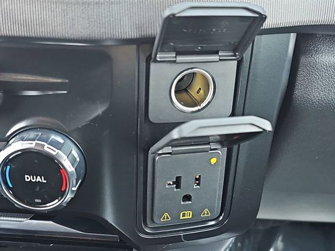 New 2026 Ford F350 Platinum w/ FX4 Off-Road Package image 26