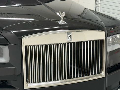 Used 2022 Rolls-Royce Cullinan image 49