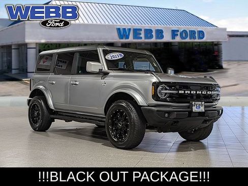 Used 2023 Ford Bronco Outer Banks AWD/4WD image 1