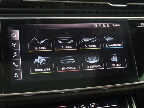 Used 2019 Audi Q8 Premium Plus w/ Premium Plus AWD/4WD image 24