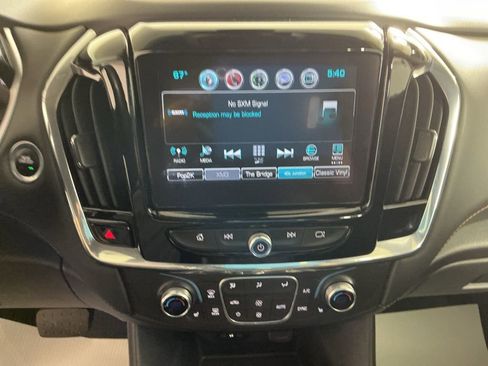 Used 2018 Chevrolet Traverse LT image 30