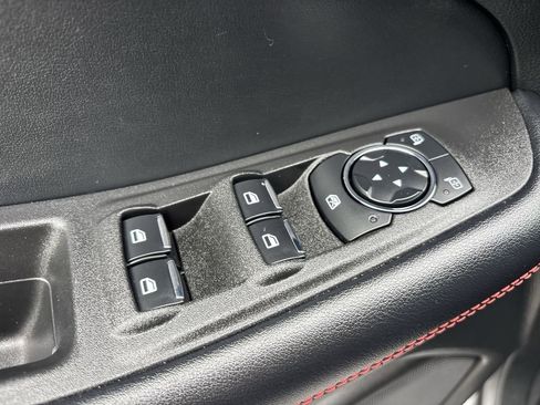 Certified 2024 Ford Edge ST-Line image 13