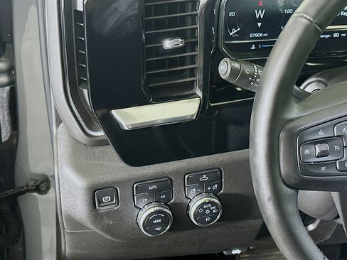 Used 2024 GMC Sierra 1500 Elevation image 16