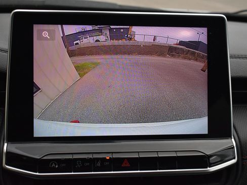 Used 2022 Jeep Compass Trailhawk w/ Trailhawk Convenience Group image 28