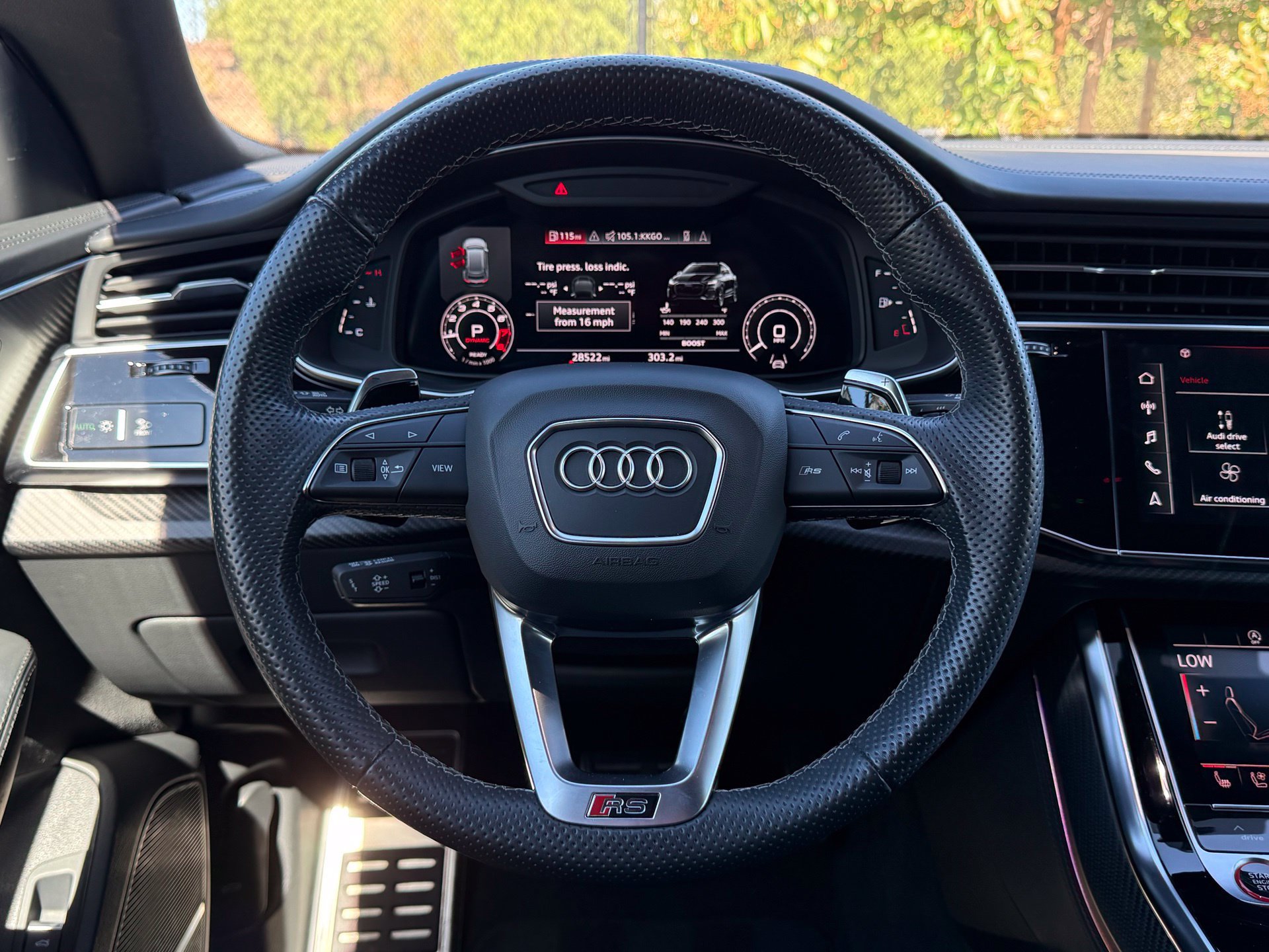Used 2023 Audi RS Q8 AWD/4WD image 16