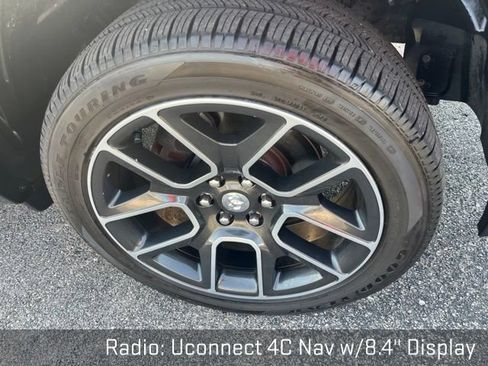 Used 2021 RAM 1500 Laramie AWD/4WD image 17