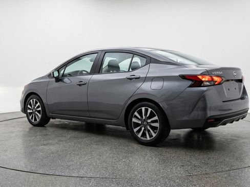 Used 2025 Nissan Versa SV image 6