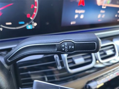 Used 2024 Mercedes-Benz GLS 450 4MATIC image 36