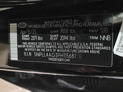 Used 2023 Hyundai Elantra SE image 33