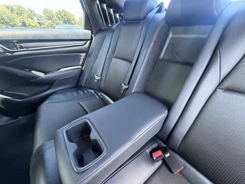 Used 2018 Honda Accord Sport image 25