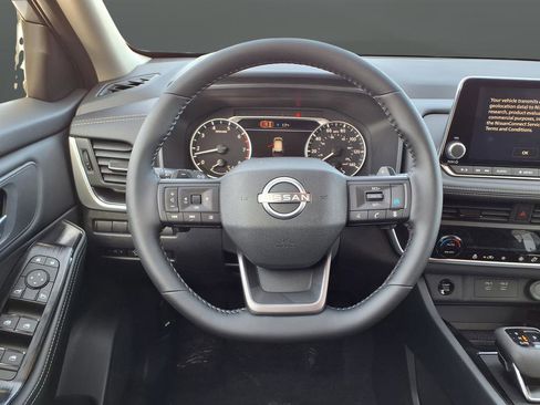 New 2026 Nissan Rogue SV image 43