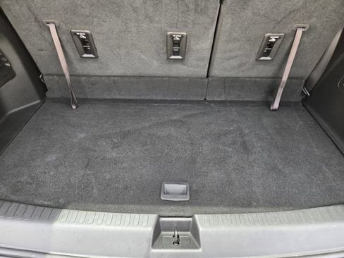 Used 2025 Buick Enclave Preferred FWD image 32