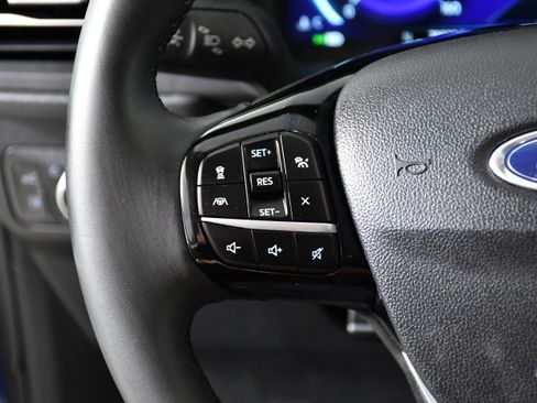 Used 2022 Ford Escape SEL w/ Technology Package image 11