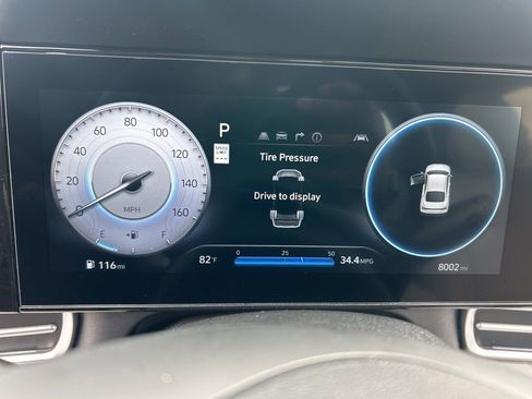 Certified 2026 Hyundai Elantra Limited FWD image 28