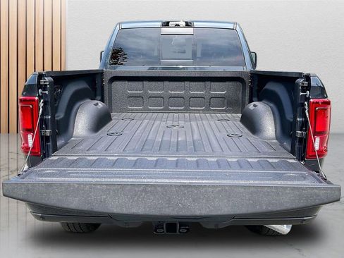 New 2026 RAM 2500 Laramie AWD/4WD image 27
