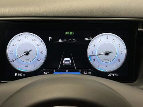 Used 2024 Hyundai Tucson Limited AWD/4WD image 17