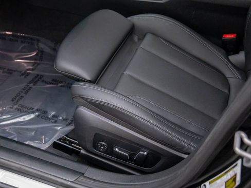 Certified 2025 BMW 430i xDrive w/ Premium Package image 16