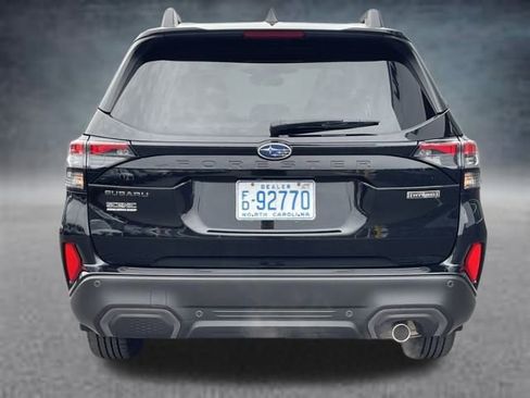 Used 2025 Subaru Forester Limited AWD/4WD image 21